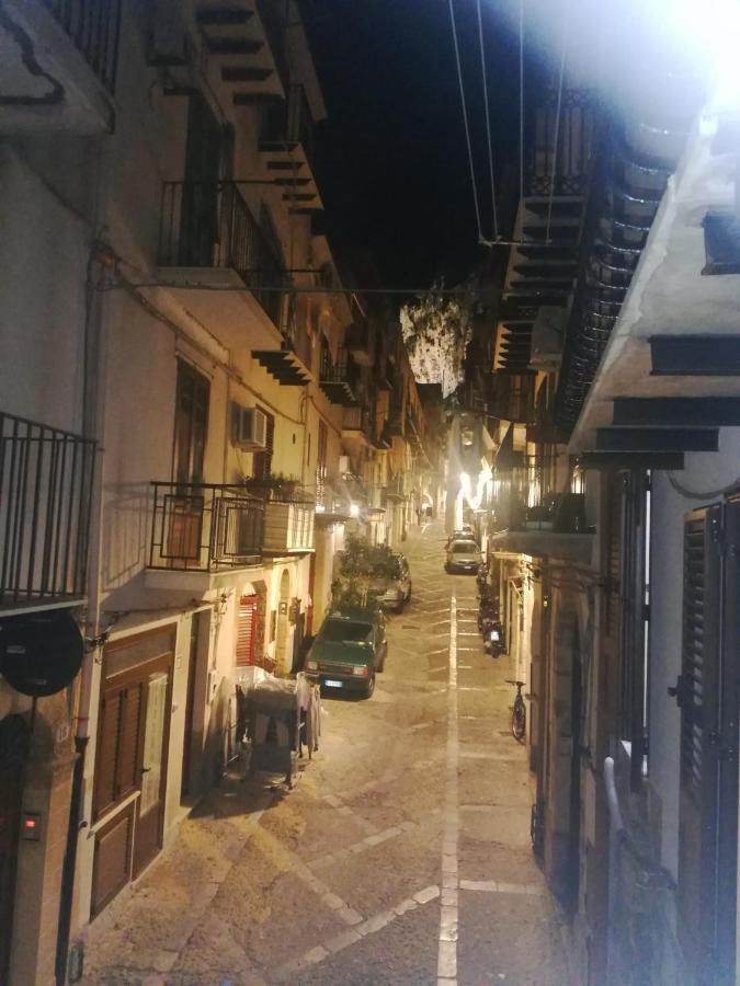 Relax House Apartment Cefalu Luaran gambar